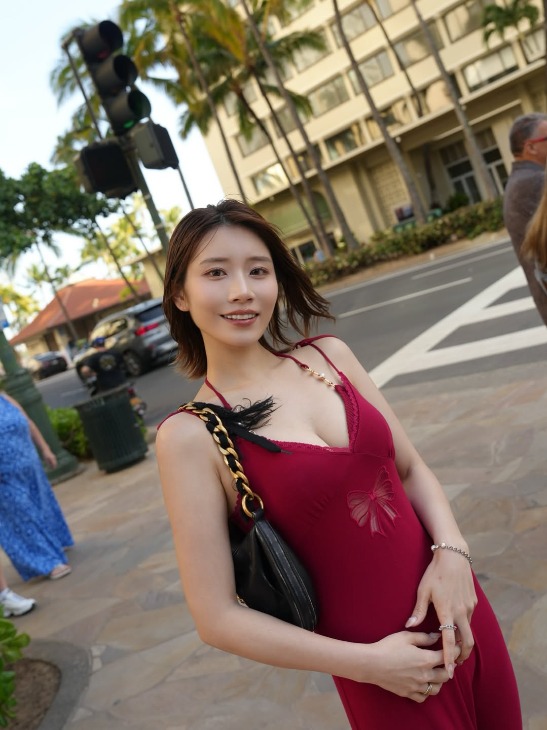 河北彩花 プロフィール写真